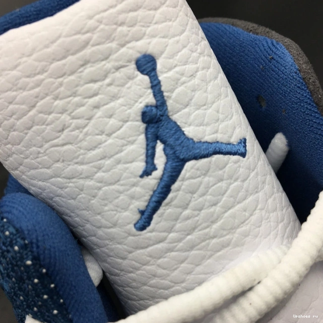 (2010) 414571-401 13 RETRO FLINT JORDAN AIR 0709